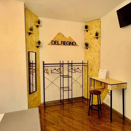 Del Regno House Pompei